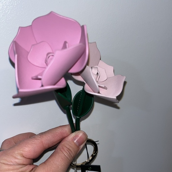 Kate Spade Pink Floral Key Holder/Bag Charm NWT - Picture 8 of 8